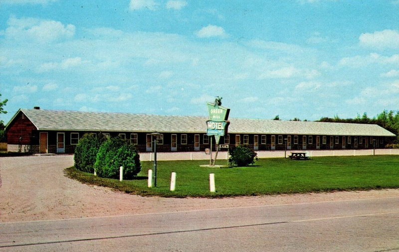 Green Mill Motel - Vintage Postcard (newer photo)